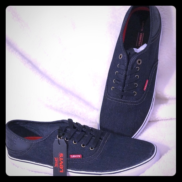 size 13 deck shoes